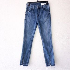 Pistola Split Hem Jeans